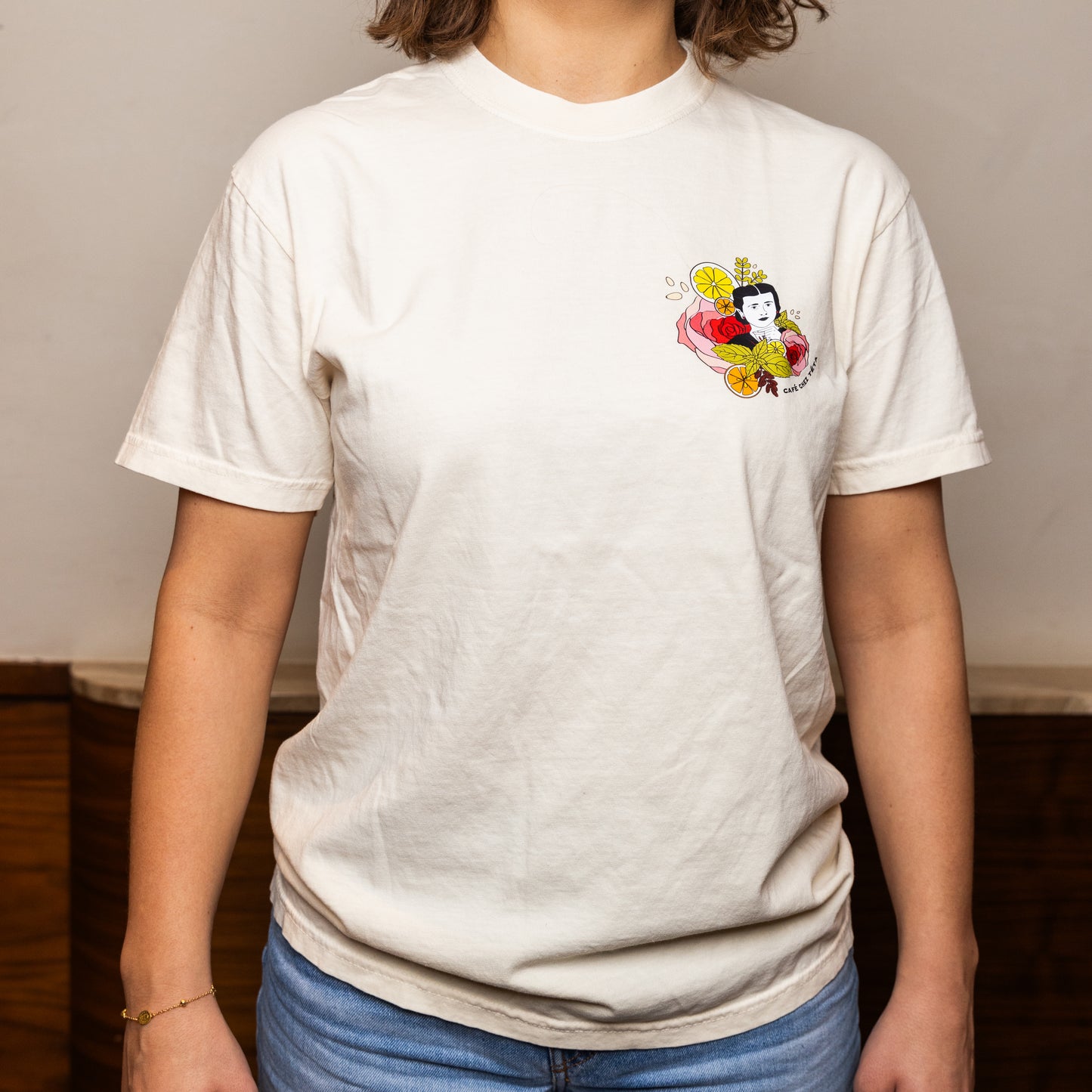 Graphic Short Sleeve T-Shirt in Cream